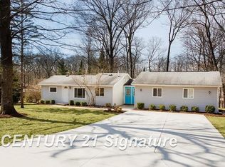 4041 Janet Dr, Harrison, MI