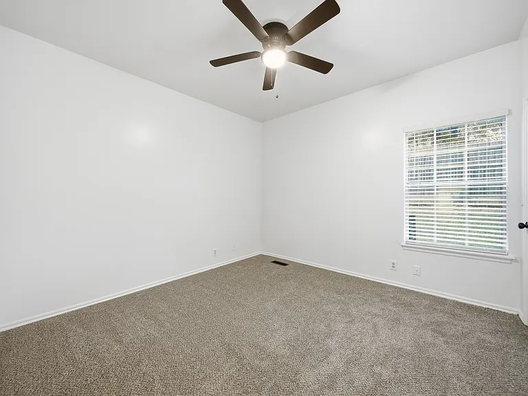 3026 E 89th Pl — Photo 15