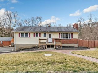 144 E Village Rd, Shelton, CT 06484