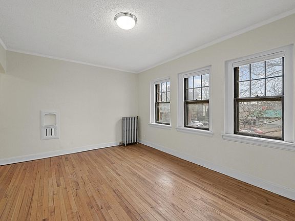 3rd image of 1515 Vine St #C872323ad