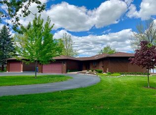 1984 N Haven Dr, Gladwin, MI 48624