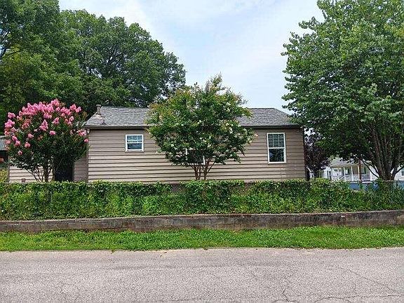 3rd image of 801 Spears Ave