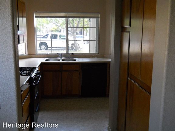 5th image of 1176 Tempe Dr