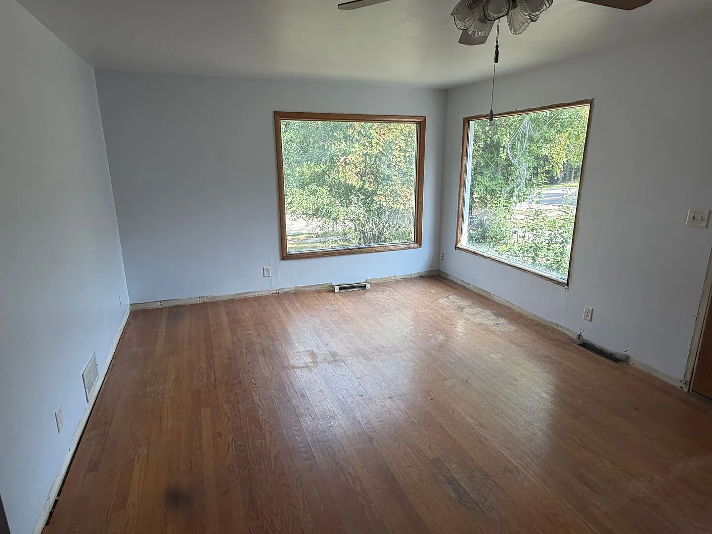 3-Bedroom, 1 Bath Ranch Style Home on a 1/2 Acre Lot — Photo 4
