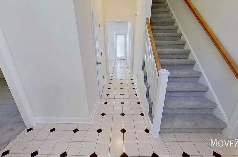 2400 Tweedmore Ct — Photo 42