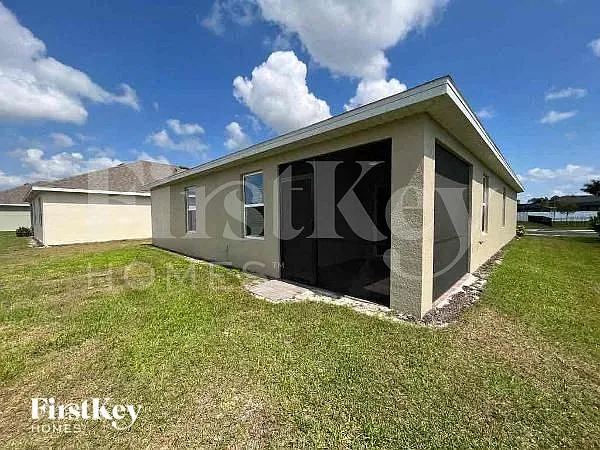 2800 Zaragoza Ct — Photo 12