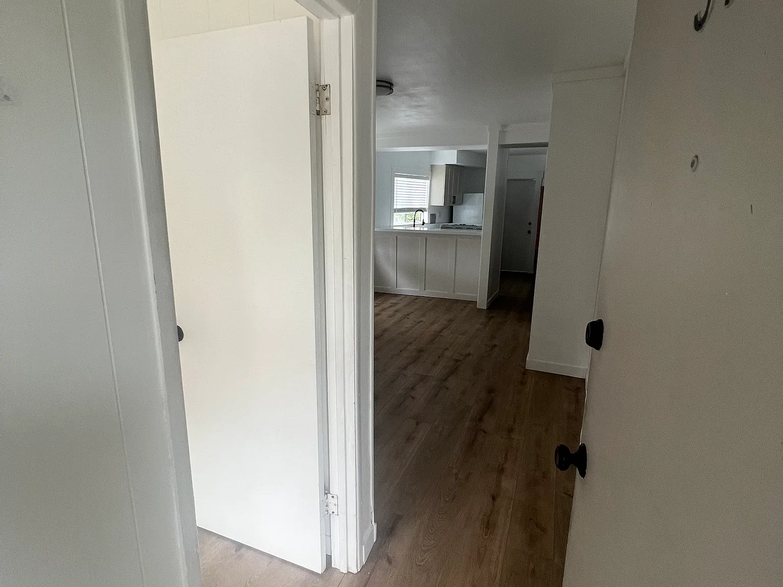 2 bed, 520 sqft, $3,500 — Photo 4