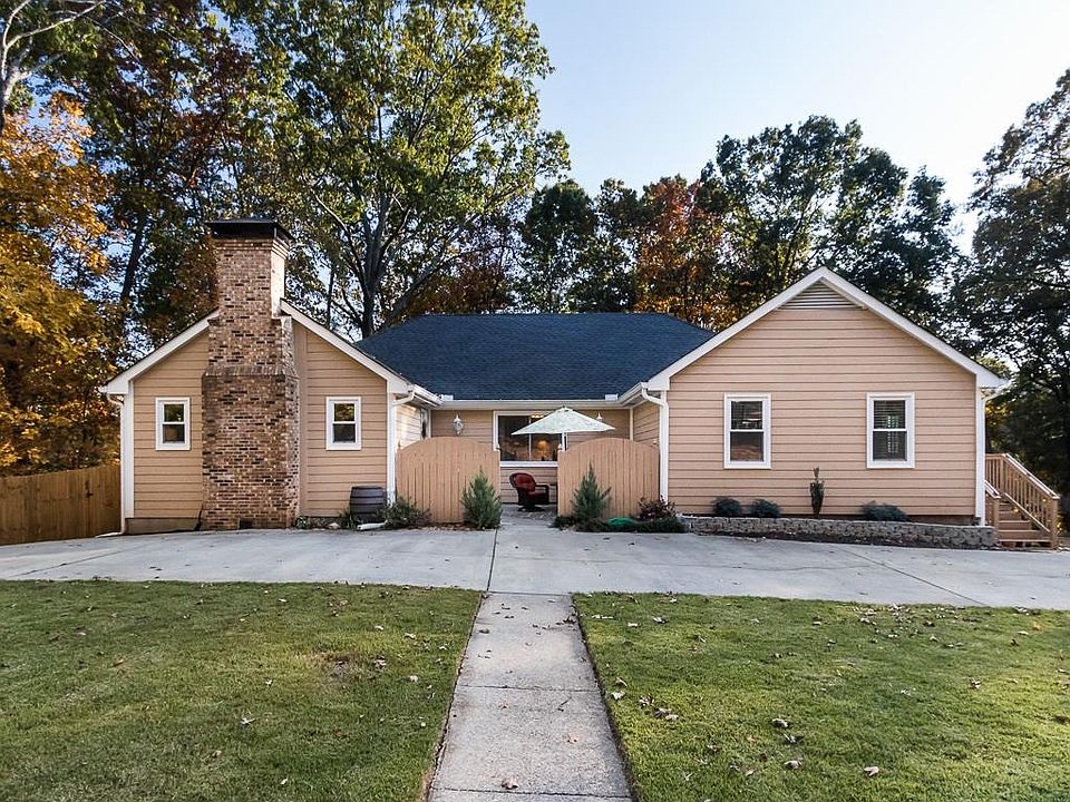 1st image of 2880 Canton Hills Dr