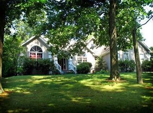 20221 Colony Ln, Bristol, VA 24202