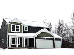 130 Forest Way, Davisburg, MI 48350