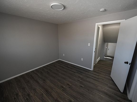 5th image of 1220 Allison St #1220
