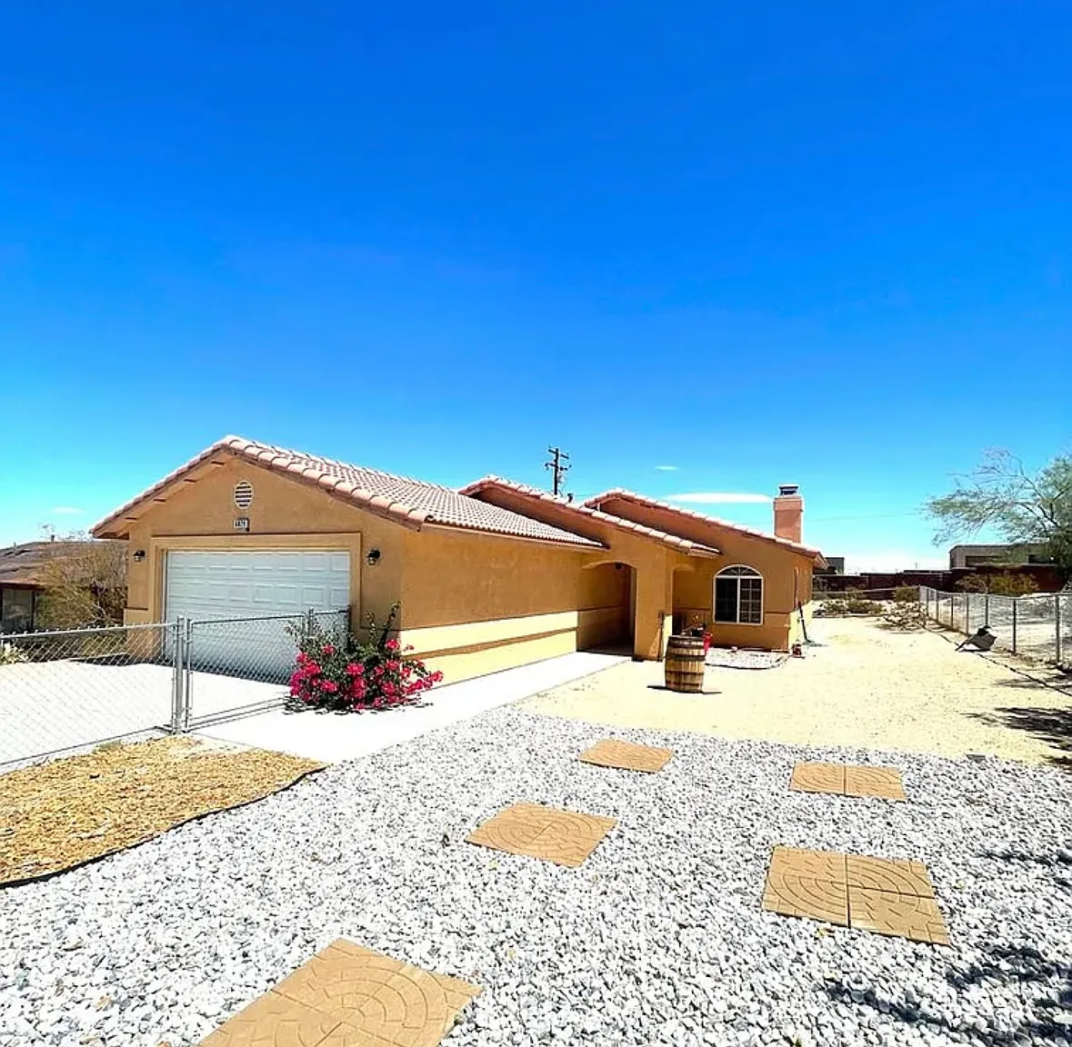 3 bed, 1490 sqft, $2,150 — Photo 1