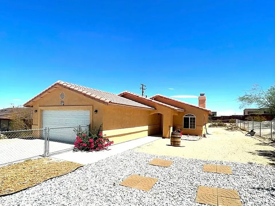 6829 Quail Spring Ave