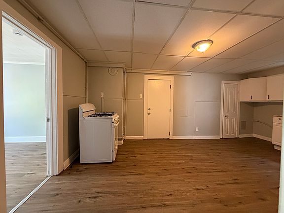 4th image of 291 E Main St #2D