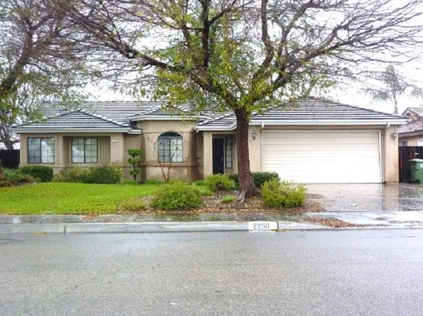 2258 Alton St, Selma, CA 93662