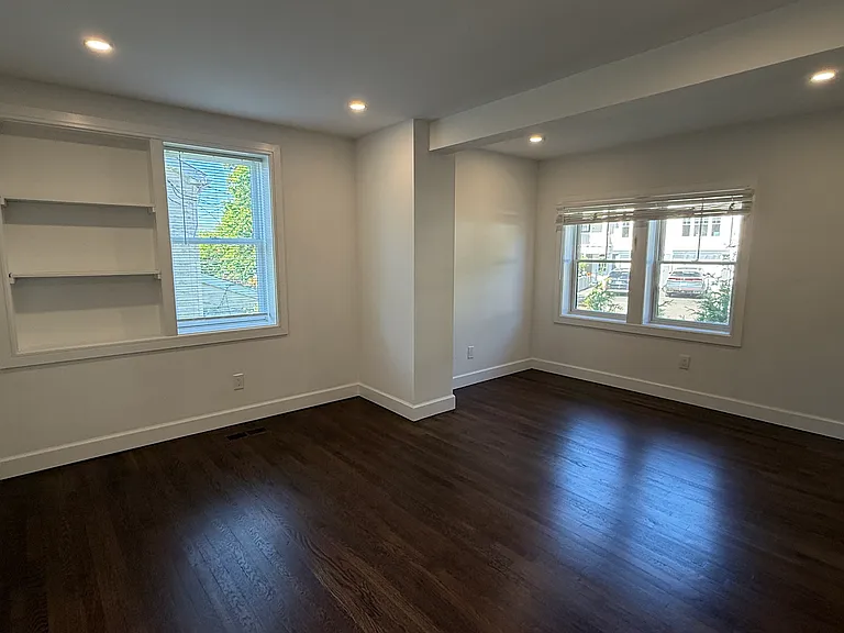 69 Cos Cob Ave #1 — Photo 6