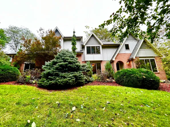 3421 Briar Rdg, West Des Moines, IA 50265
