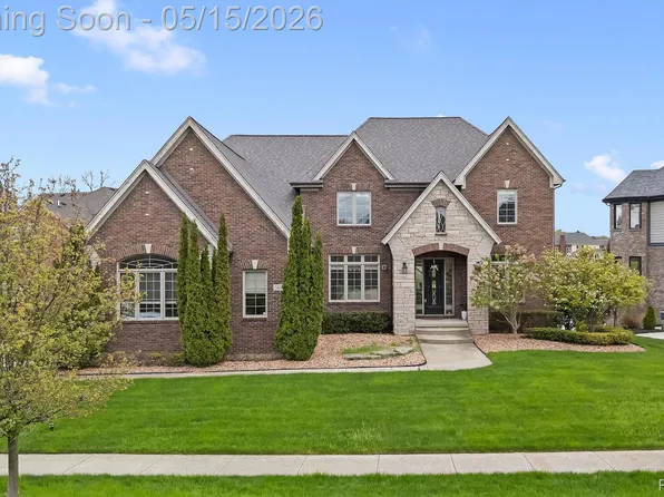54381 Pelican Ln, Shelby Township, MI 48315