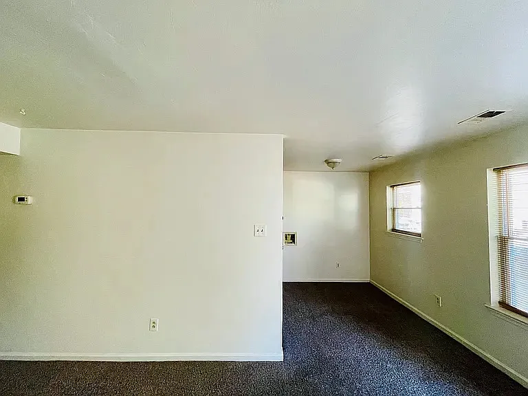 Ashlawn | Unit 3 — Photo 3