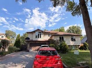 1862 Spring Garden Rd, Windsor, ON N9E3P6