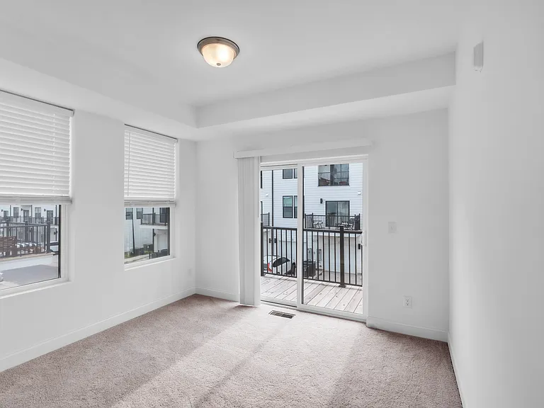 1215 Shaw View Aly #101 — Photo 13