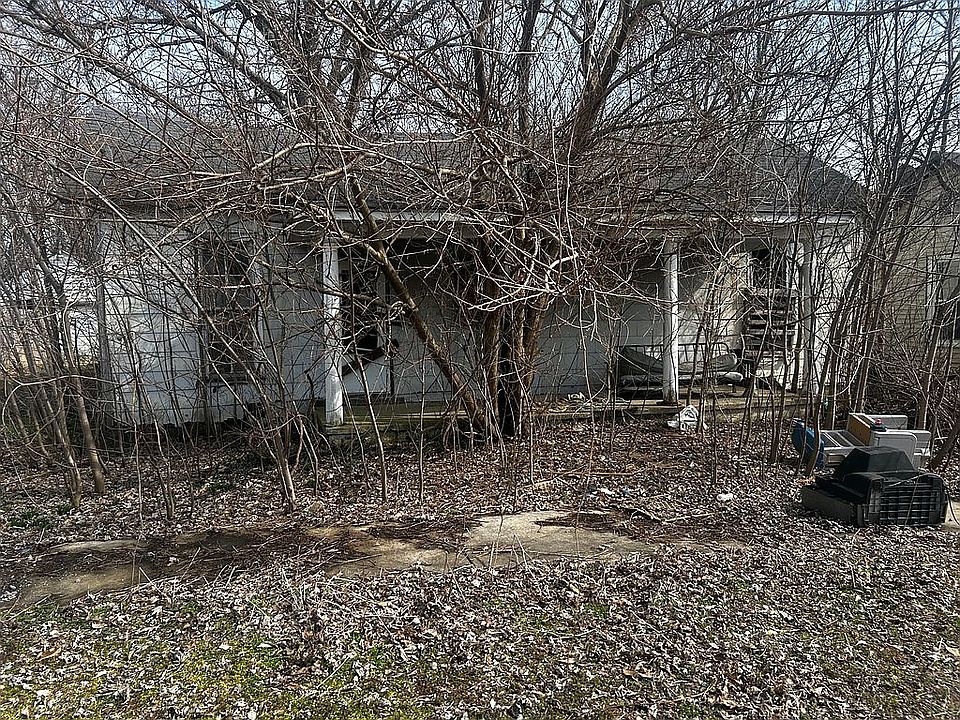 1st image of 806 6th St