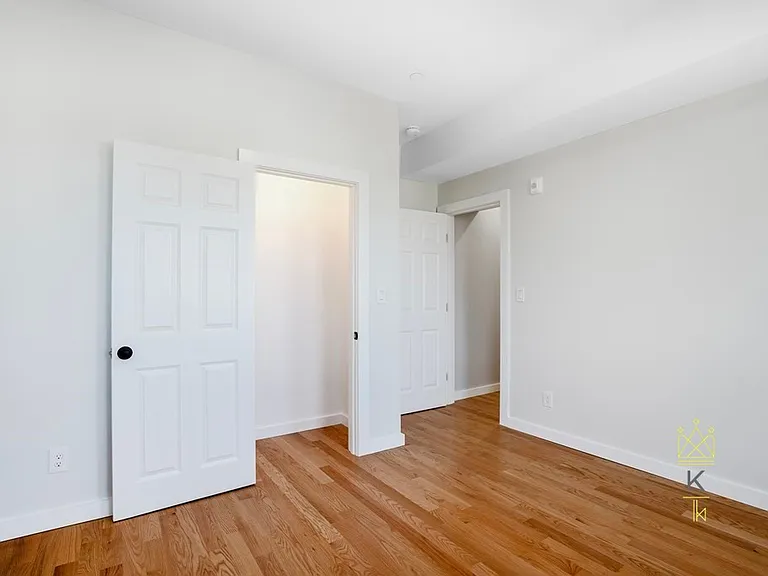 27 Linden St #1 — Photo 7