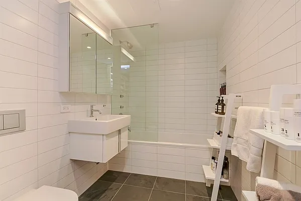 Rented by Citi Habitats | media 7