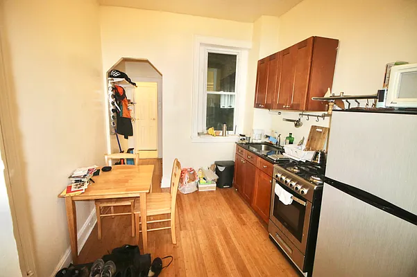 Rented by Delmark Realty LLC | media 22