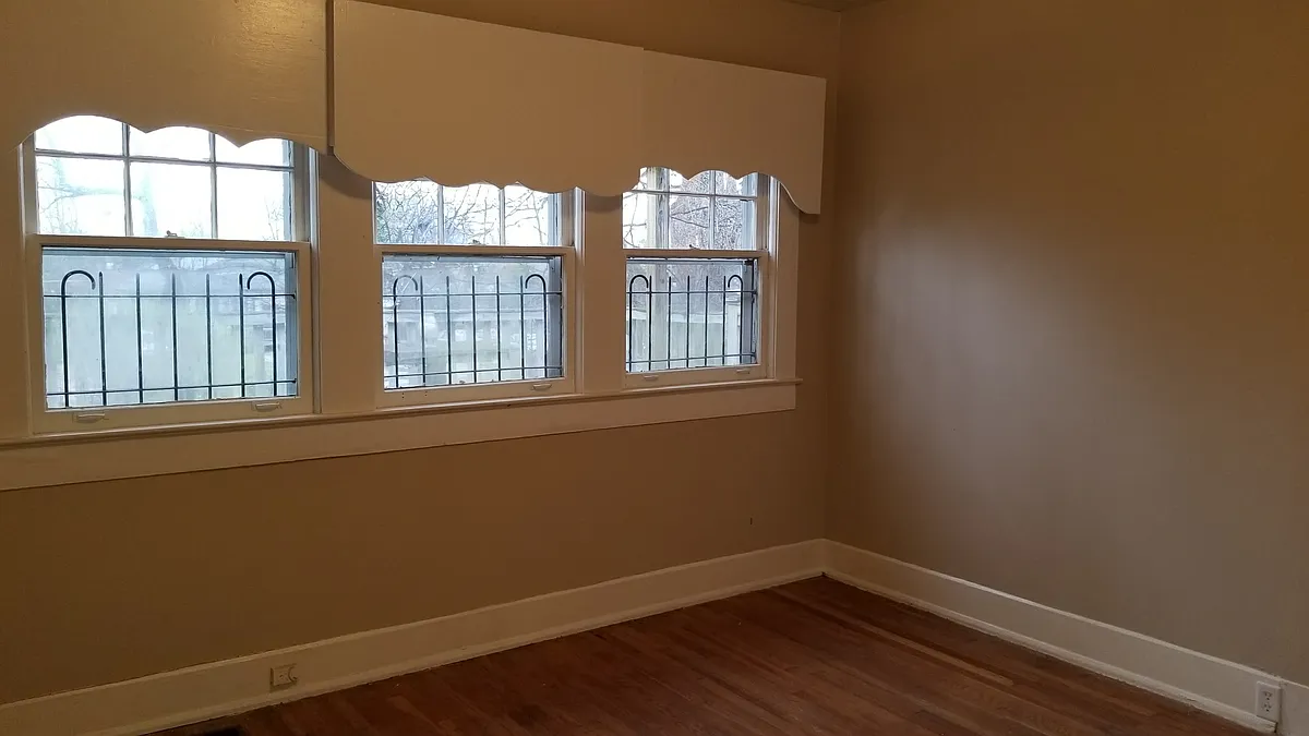 Building Photo - 1714 Dartmouth Ave