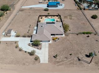 9930 Adobe Rd, Oak Hills, CA 92344