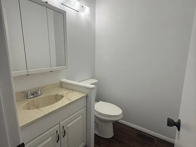 2561 S Ferguson Ave — Photo 9