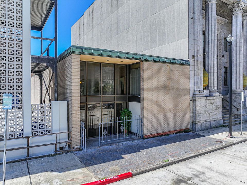 1st image of 2217 Market St