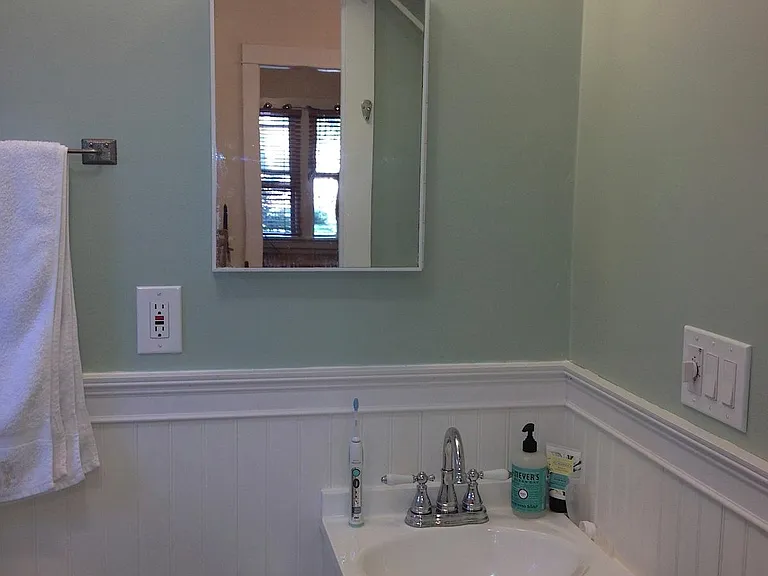 522 S College Ave #5 — Photo 8