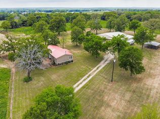 1150 Yowell Rd, Whitesboro, TX 76273