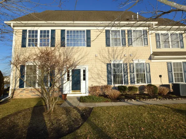 1111 Saint Andrews Dr, Cape May Court House, NJ 08210