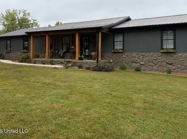 16 Shankle Dr, Courtland, MS 38620