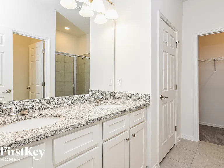 1156 Spokane Point — Photo 10