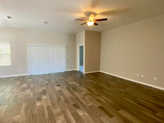 4th image of 3625 Pariana Ln