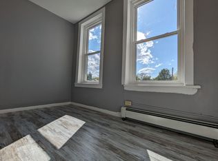 1273 Broadway #2R, Watervliet, NY 12189