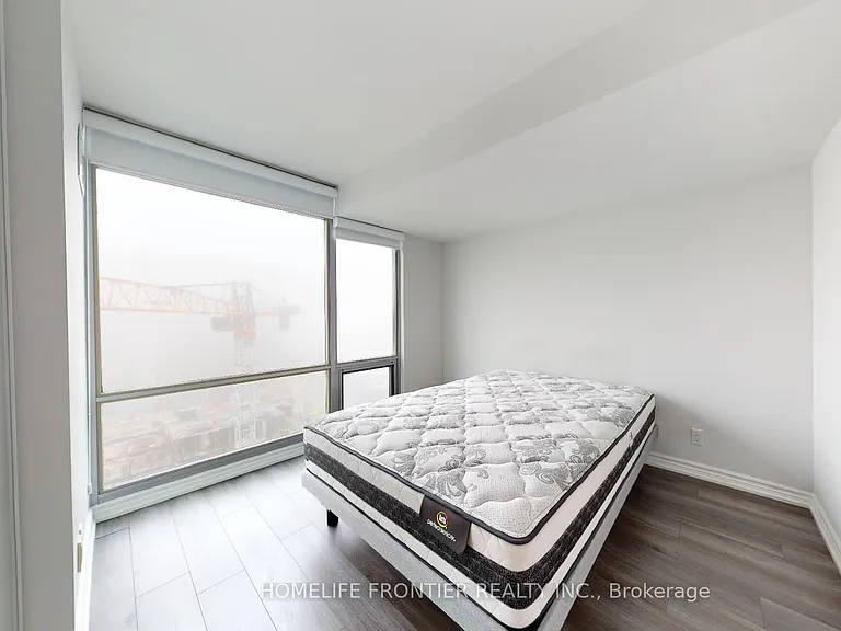 81 Navy Wharf Ct #1606 — Photo 11