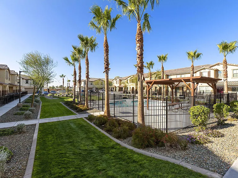 Casa Sole Vita Townhomes — Photo 20