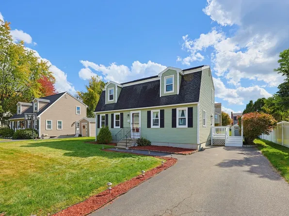 26 Crestwood Cir, Lawrence, MA 01843