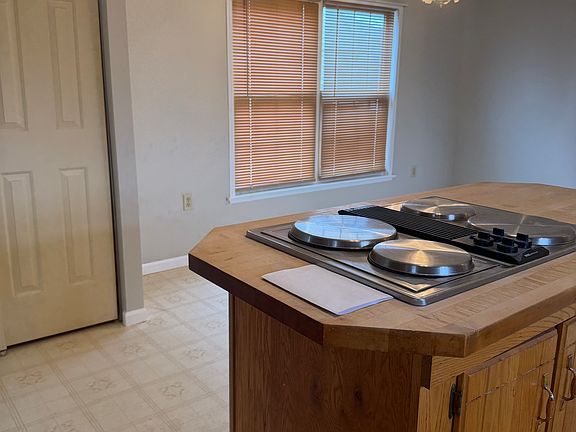 2nd image of 60 Pine Ridge Rd #60