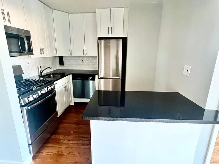 140-16 34th Ave #1210 — Photo 15