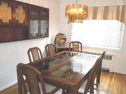 5th image of 2133 Oakwood Pl