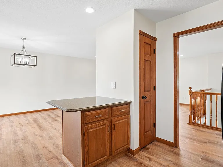 861 Jane St — Photo 14