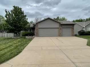 10514 W 35th St S, Wichita, KS 67215