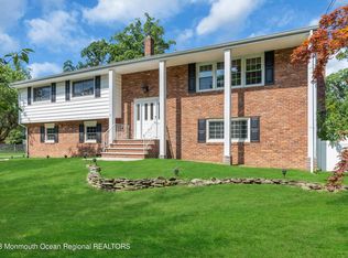 7 Devon Rd, Middletown, NJ 07748