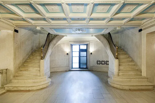 Sold by The Crest Group | media 19